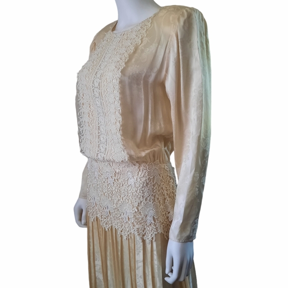 JESSICA MCCLINTOCK Lace Trimmed Silk Jacquard Pleated Maxi Dress Sz 10 Cream - Picture 4 of 13
